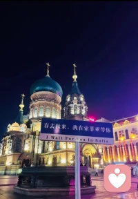 “人生没有最好的年龄，只有最好的心态，我们争不过岁月，也跑不过时间，唯有以自己喜欢的的方式，过好每一个日出日落。”