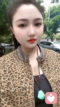 一个人一定要拥有三大能力：
第一个能力是自我修养的能力，自己修炼自己的能力。

第二个能力是创造价值的能力，这个世界因为有你的存在而变得更加美好，哪怕只是一点点。
 
第三个能力就是学习的能力。这三个能力缺一不可，他虽然不能让你的人生变得完美，够让你的人生变得完整。