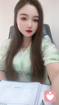 你不必独自过桥，我在桥的这头，
等你带着情绪走来。配图