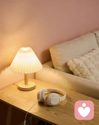 最近的你，是不是总在深夜翻来覆去，情绪堵在胸口无人可说？
来和我聊聊吧，把你的疲惫和烦恼全部说出来
我会安静倾听，温柔回应，陪你梳理乱糟糟的情绪配图