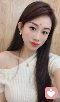 你的故事不用修饰，你的情绪不用过滤。60分钟，我是你的情绪容器，保密是底线，共情是本能，陪你把心里的雨落完。