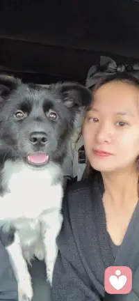 不要情绪失控时，话语伤了身边的人。路人一个微笑，你都觉得是善意。配图