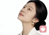 有人陪你看尽人间烟火，也有人愿意听你说尽琐碎日常。