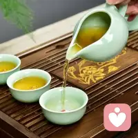 生活就像喝茶🍵
太急了会烫口，太缓了会失味，
温度刚好时，每一口都是馈赠。