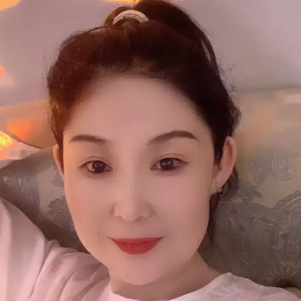 ꧁暖了夏天蓝了海꧂