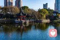 先拥抱自己，再去面对世界。。。配图