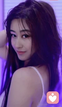 不必纠结过往，不用焦虑未来，活在当下，就是最好的状态。