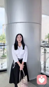 when you focus on yourself,you grow.  
when you focus on crap,crap grows.
专于已则已长，陷于恶则恶长配图