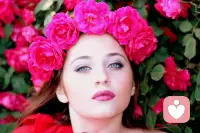 除夕至，一年结束的同时又是新一年的到来。新年新希望，新年新的开始。过往即将归零，从当下出发，路在脚下。清理掉鞋里影响你走路的沙粒，才能走的更远。新的一年，愿烦恼除，无忧无虑，轻松上阵。配图