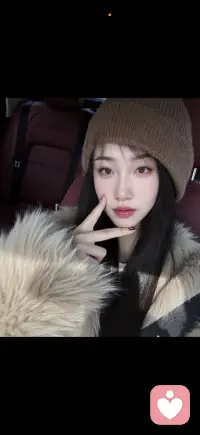 时间开始消失的时候，平静就会登场，有人托底时可以软的像棉花，无人托底时，就要硬的像石头，能扛风雨，能破难题，能容遗憾，能放过往！