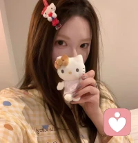 本人女  32岁 娃娃音。有想倾诉的可以找我，价钱好说哦。配图