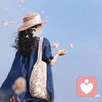 “温柔而坚定”的终极形态，是你与自己关系的写照：你温柔地接纳自己的所有感受与局限性，同时坚定地引导自己向更完整、更健康的方向成长。配图