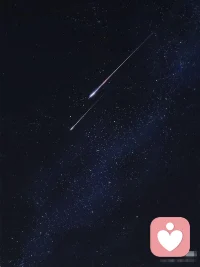 恭喜你，又平安度过了一天。哪怕只是呼吸、进食、在人群中穿梭而没有崩溃，都是一次次微小的胜利。 今夜，请为这份坚韧加冕——用最深沉的睡眠。配图