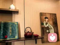 爱情里，心动是初见时心头骤然泛起的温柔涟漪，明媚又滚烫；遗憾是错过后心底轻轻落下的怅惘，无声又绵长；而安全感是岁月沉淀后的踏实笃定，不必患得患失。让心动留美好，让遗憾随风散，守着安稳暖意，便是爱情最好的模样。