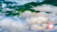 一段感情里最磨人的，从来不是争吵，而是无尽的拉锯。你进他退，你退他又靠近，反复拉扯，彼此消耗。热情被慢慢耗尽，耐心被磨平，到最后只剩疲惫和无力，连坚持都觉得好累。配图