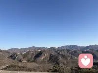 1. 我不擅长争辩，只擅长安静听你把话说完。

2. 不用逞强，不用解释，我在这里，认真听你。

3. 做你情绪的出口，不评判，不打断，只陪伴。配图