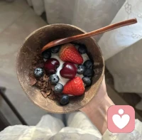 总有人觉得你不够好，也有人觉得你哪哪都好。

没关系的，大家都不用改，礼貌退场就好！配图