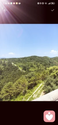 王阳明心学：
 
心外无物，少一份攀比，多一份心安；
致良知，依心而行，不欺心、不违心；
事上练，在世事中打磨平常心，事来则应，事去则静。
 
生活的本质，不是拥有多少，而是内心是否通透。
心简单，世界就简单；
心安宁，日子便从容。
 
愿你我，守一颗平常心，过一份简单自在的人生。配图