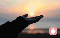 新的一天开始的，新的一年开始了
面朝大海，春暖花开配图