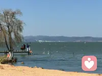 可以打大度的原谅别人，但切勿愚蠢的再去相信，可以不记仇，但不可以不长记性。良心这个东西有就是有，没有就是没有，不存在唤醒！树坏在根，人坏在心，永远不要问原因。你有不伤别人的教养，却缺少一种不被不被人伤害的气场，若没有人护你周全，就请以后善良中带点锋芒为自己保驾护航配图
