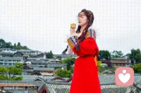 人何为幸福，就是累时有人依，疼时有人疼，苦时可倾诉，闷时有人听，我在这里等，你在哪呢