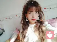 努力成为自己的太阳，无需凭借谁的光。配图