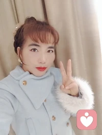 只有男人 一路投资出来的女人，她才是属于你的女人，聪明的男人都是在事业上能够帮助她成长，教会她混际江湖的本领，教会她驾驭人性的方法，带她扩展生活圈子，承担她的日常生活负担，尊重并呵护她，让她内心更安稳，与其喜欢娇艳的玫瑰，不去亲手救活一朵玫瑰配图