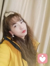 “ 你若给我，肆无忌惮的偏爱，
          我定还你，掏心掏肺的深情 ”配图