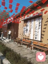 愿每一份情绪都能被温柔接住，做一个安静又有力量的倾听者。配图