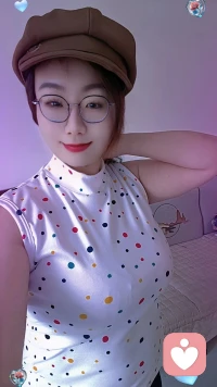 懂你的欲言又止，陪你的情绪慢慢落地，有人倾听，就是最好的治愈……配图