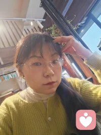 竹子空心才坚韧，人心放空才从容配图