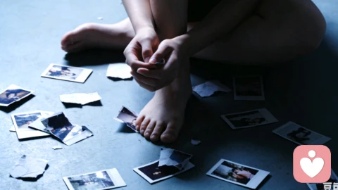 从心理学的角度去看待婚姻中的第三者\n第三篇：被背叛后，你的自我否定，才是最致命的伤害