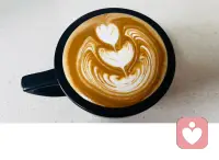 倾听师上线｜我在，听你慢慢说

我上班了，
来了来了，
不评判、不打断、不敷衍，
把情绪交给我，把安心留给你。
愿每个无处安放的心事，都能被温柔接住🌙