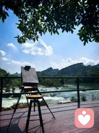 骑行与倾听｜做别人的情绪树洞，也给自己留一片山野

盛夏的山路骑行，热浪裹挟着汗水浸透衣衫，车轮碾过绿意，也碾散心底积攒的疲惫。

做倾听师的日子，总在承接他人的焦虑与内耗，把温柔留给来访者，却常常忽略自己。

挥汗前行的过程，是独属于我的情绪出口。在风与山林间卸下紧绷，在爬坡喘息里接纳所有情绪。先安顿好自己，才能带着更平和的力量，去接住每一份托付。

#倾听师日常 #骑行疗愈配图