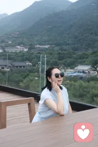 山间静思｜婚姻感悟
矛盾不可怕，对抗才伤人。
别和爱人争输赢，学会停下、倾听、和解，才是维系感情的关键。配图