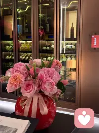 你本自具足，
不必向外求索圆满，
每一次经历，
都是在唤醒原本就闪耀的自己……
​
​