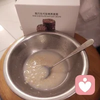 慢慢来吧，跟生活，跟自己。不必急着奔赴答案，时间会把对的人和事，都带到你身边😊。配图