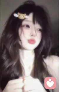 下雨了，好冷啊！配图