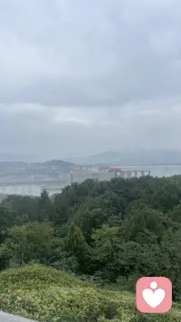 不必言语，
点赞亦是相逢，
感恩所有温柔相伴
看我们一个中国