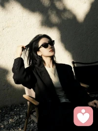 “今天又学了《给力心理学》的新知识点，“想找我倾听的朋友，可以在给力心理平台搜索ID：21400417，我一直等着你。配图