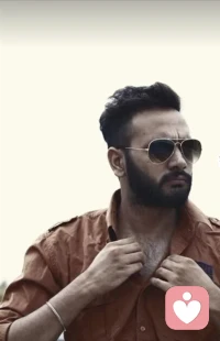 我的使命是让每一个遇到我的人都开心快乐，而你的责任就是必须完美，把最漂亮的自已呈现给大家。