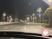 打开自己是面对世界最好状态，人生没有过不去的坎儿，只有不肯积极面对的心，往后余生，不管酸甜苦辣，不抱怨，不懊悔。早安，加油！