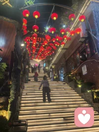 长期焦虑，失眠，
精神紧绷。试着和情绪对话
拆解心结。有好心事困惑都可以留言说说。配图