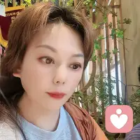 人越是在艰难
黑暗的境地
越需要被倾听配图
