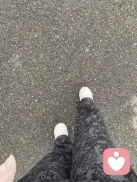 你尽管说
我慢慢听配图