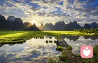 给力小欢喜
 一夜好眠心自安，
晨风吹步一身欢。
被温柔与爱意裹着，
眼里有光，心里有海。
 昨晚睡了一场踏踏实实的好觉，清晨迎着风跑步，整个人都松快又透亮。被身边的温柔和爱意稳稳托着，心里暖暖的，也满是往前走的力量。愿我们都能在平凡的日子里，被温柔以待，心里常有光！