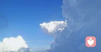 天道之歌 ！！！天地不言，自有纲常。日月轮转，照彻四方。
生灭枯荣，皆有定章。无为而治，万物自长。
道法自然，浑然天成。无我无为，无心无相亦无常。
人心如镜，映照苍穹。善恶有报，因果昭彰。
谦德守一，免惹尘伤。顺天而行，方得久远。
道生一，一生二，二生三，三生万象。
天道损有余，补不足，平衡阴阳。
循天理，守本心，行正道，不负苍茫。
天人合一，方得始终，世间安然。
大道无心，育化天地。配图