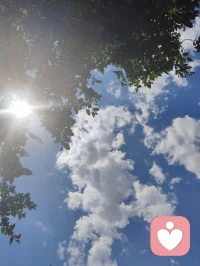 宇凡心怀光明，何处不是彩云间！配图