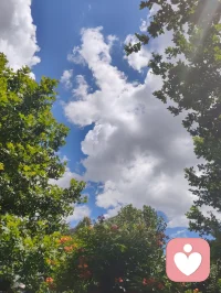 宇凡心怀光明，何处不是彩云间！配图
