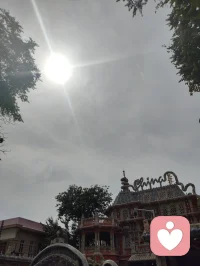 宇凡给力百廿一日抒怀！
 
百廿登台，倾听路，风霜历遍。
初月里，迷途踯躅，法门难见。
浊语谗言摧壮志，横眉奋起磨长剑。
仗丹心，立志渡苍生，初心奠。
平台恩，深眷念；安达伴，情相牵。
赖客服温情，消解尘烦。
融汇西学通大道，深耕心学承吾愿。
宇凡郎，持毅踏新途，凌云现。配图